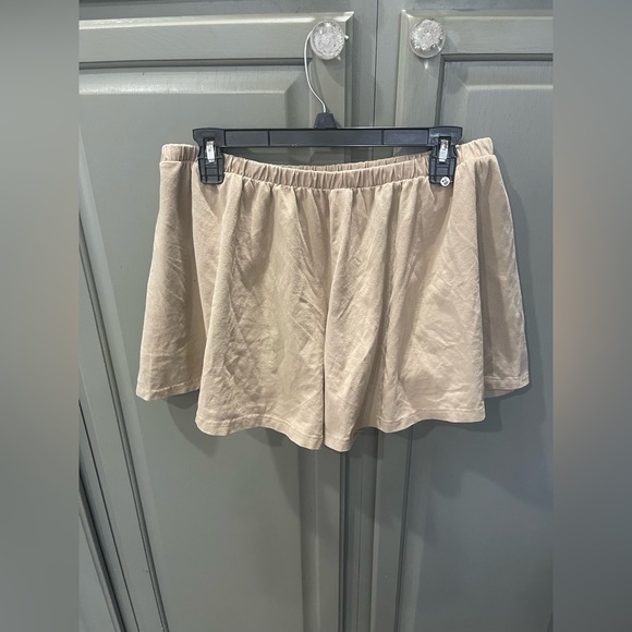 NWOT Free People Movement Shorts - Picture 3 of 4